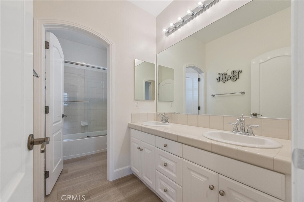 27070 Timberline Terrace