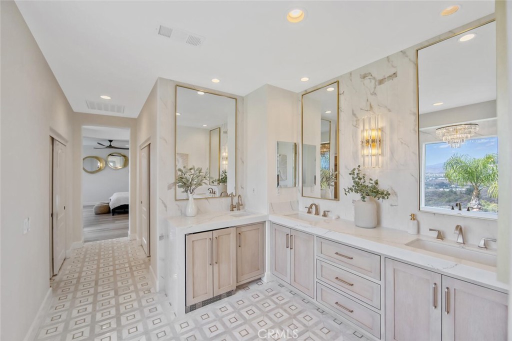 27070 Timberline Terrace