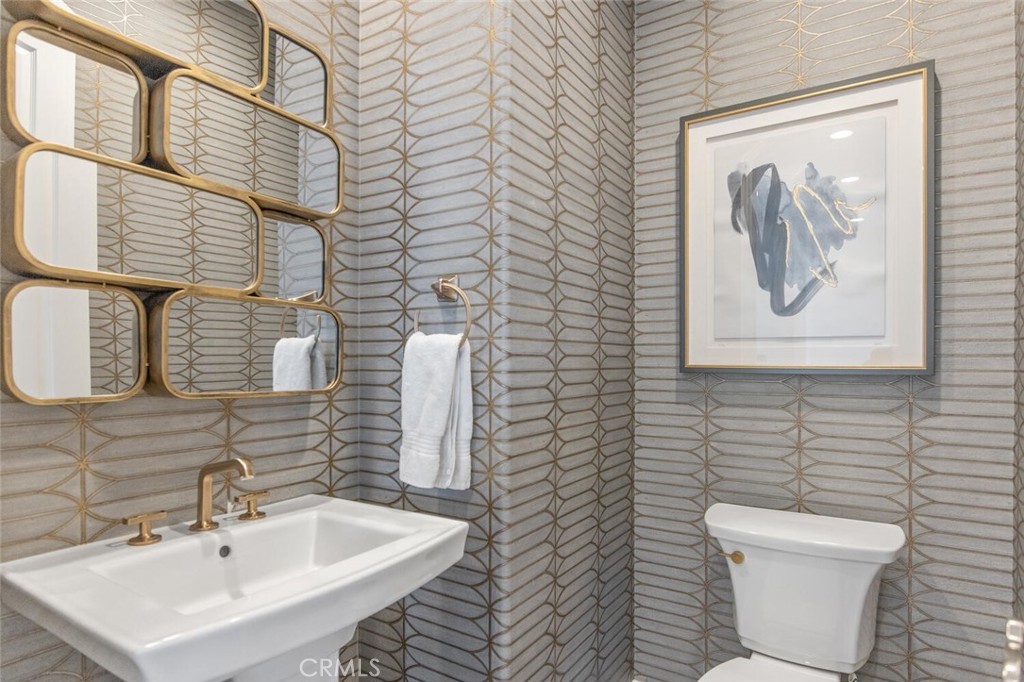 27070 Timberline Terrace