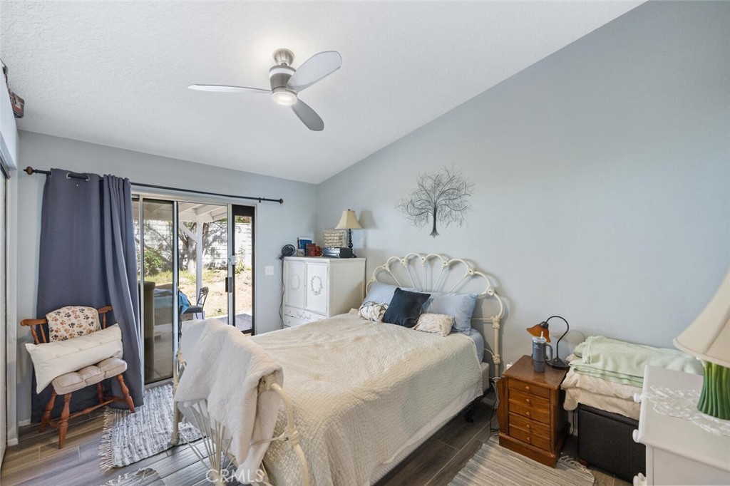 28123 Seco Canyon 94