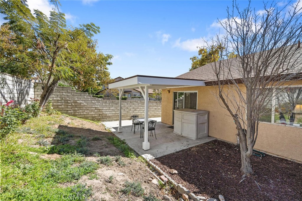 28123 Seco Canyon 94