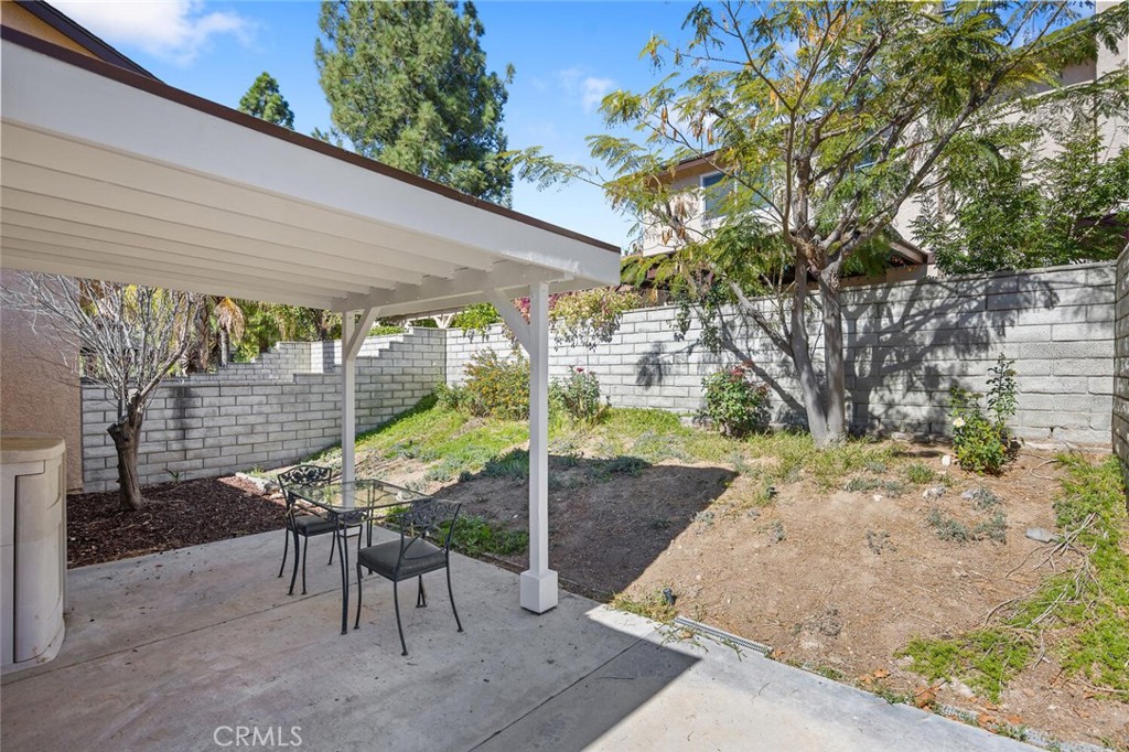 28123 Seco Canyon 94