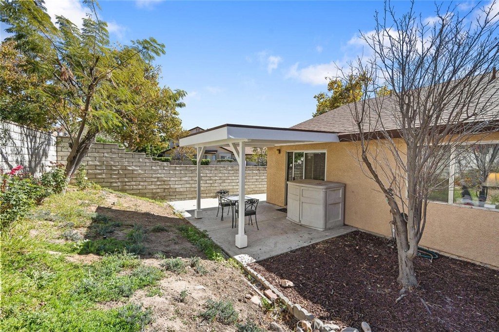 28123 Seco Canyon 94