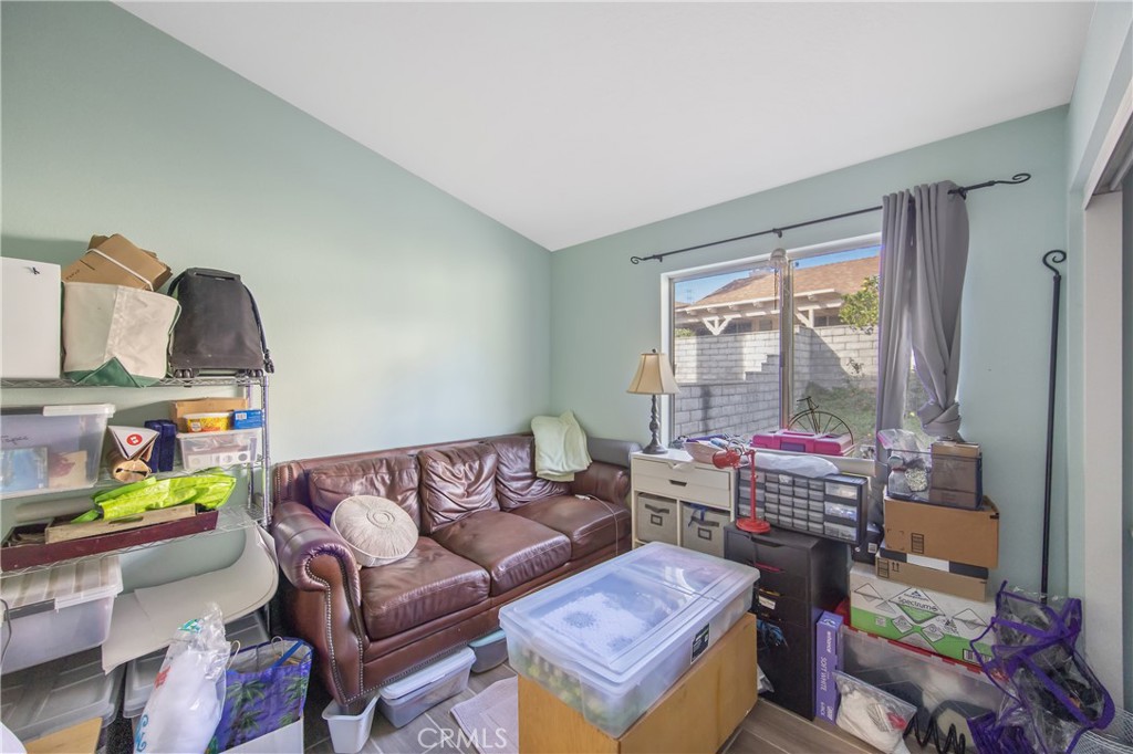 28123 Seco Canyon 94