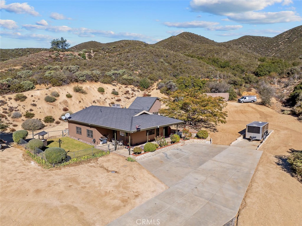 11551 Lonesome Valley
