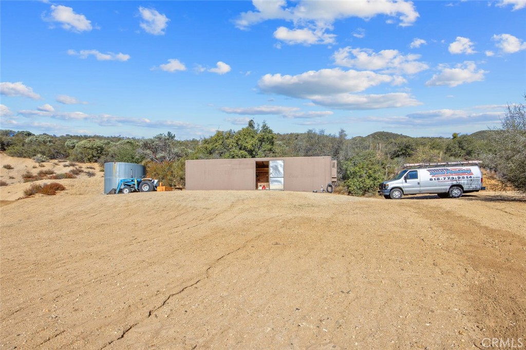 11551 Lonesome Valley