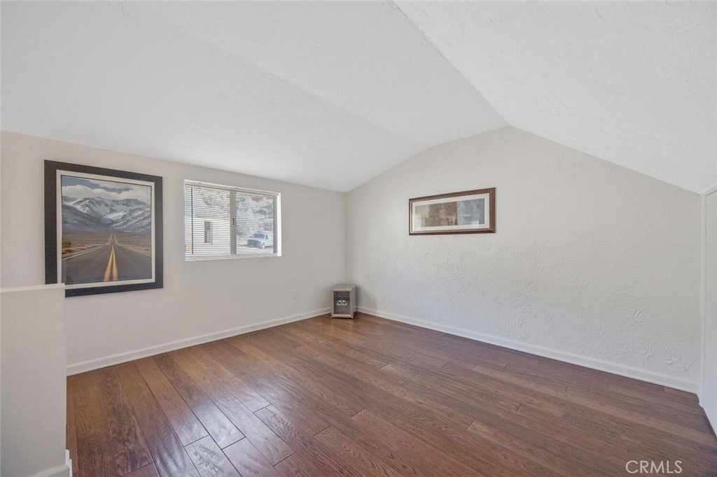 11551 Lonesome Valley