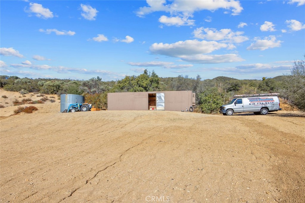 11551 Lonesome Valley