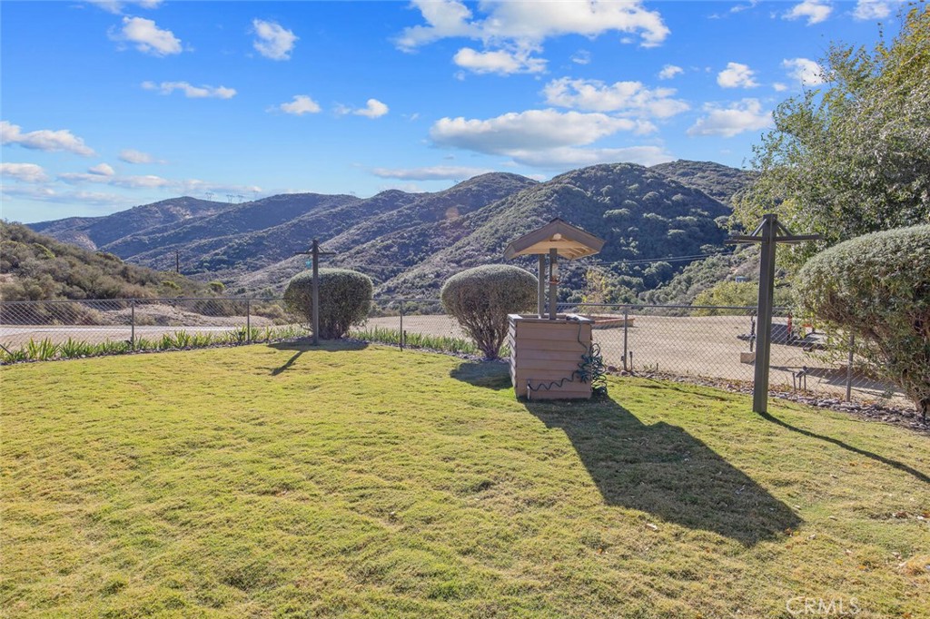 11551 Lonesome Valley