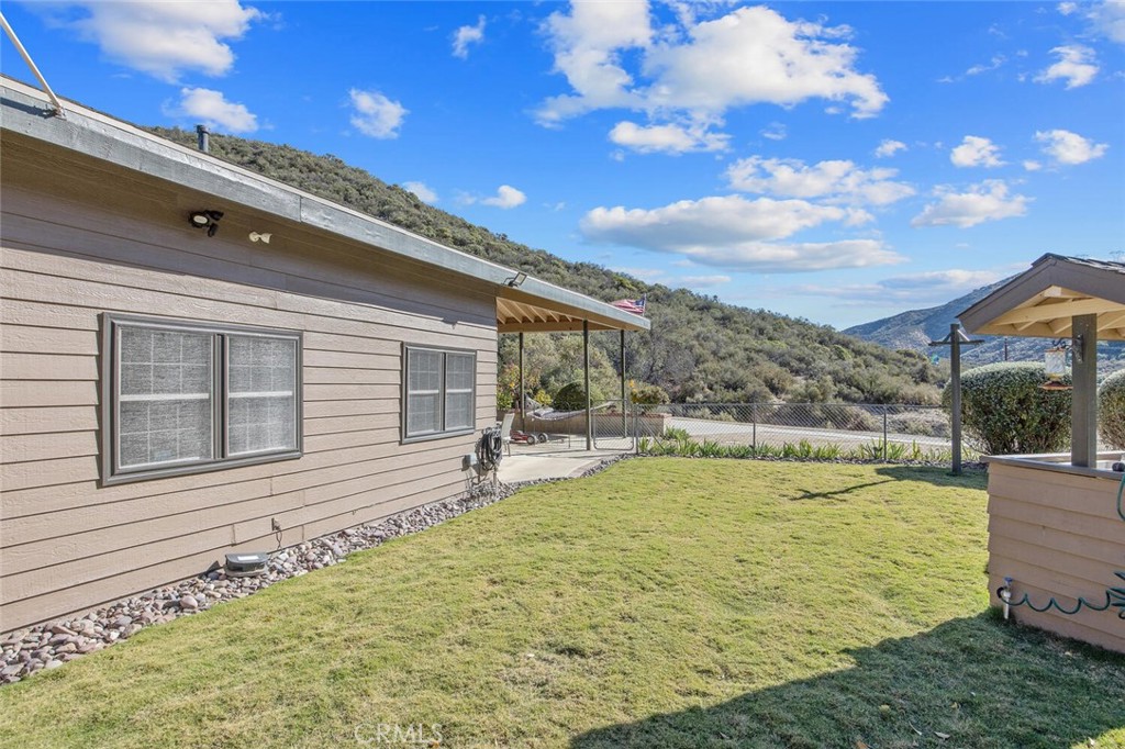 11551 Lonesome Valley