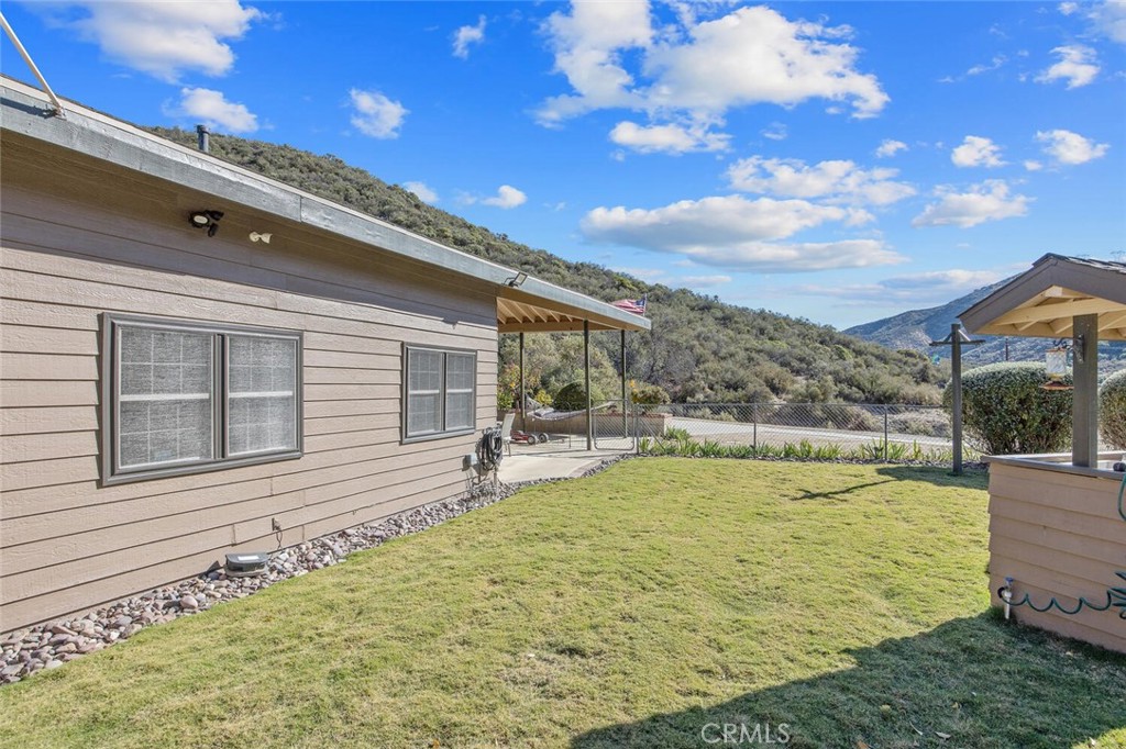 11551 Lonesome Valley