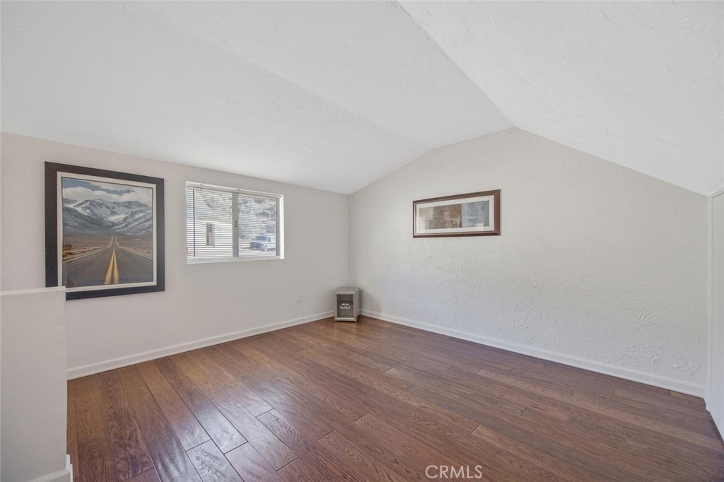 11551 Lonesome Valley