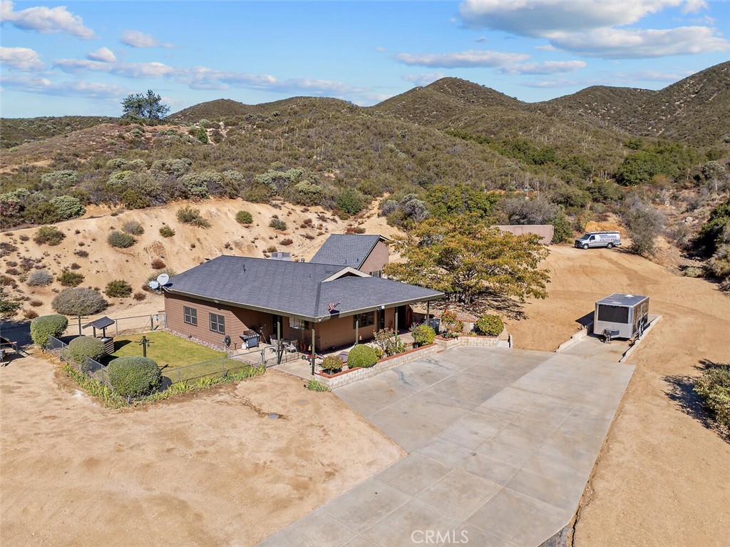 11551 Lonesome Valley