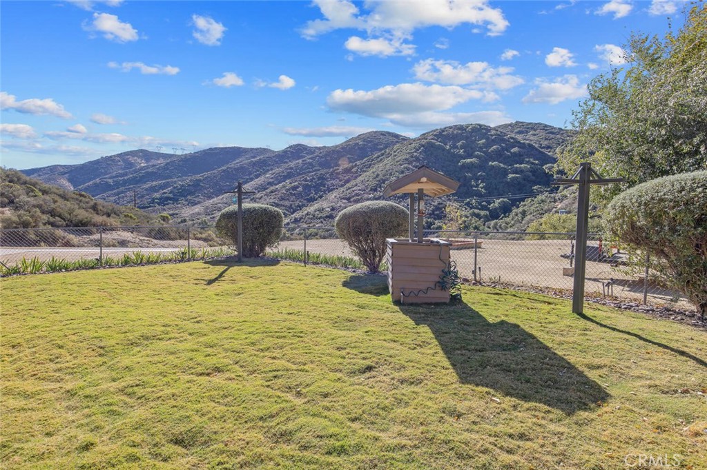 11551 Lonesome Valley