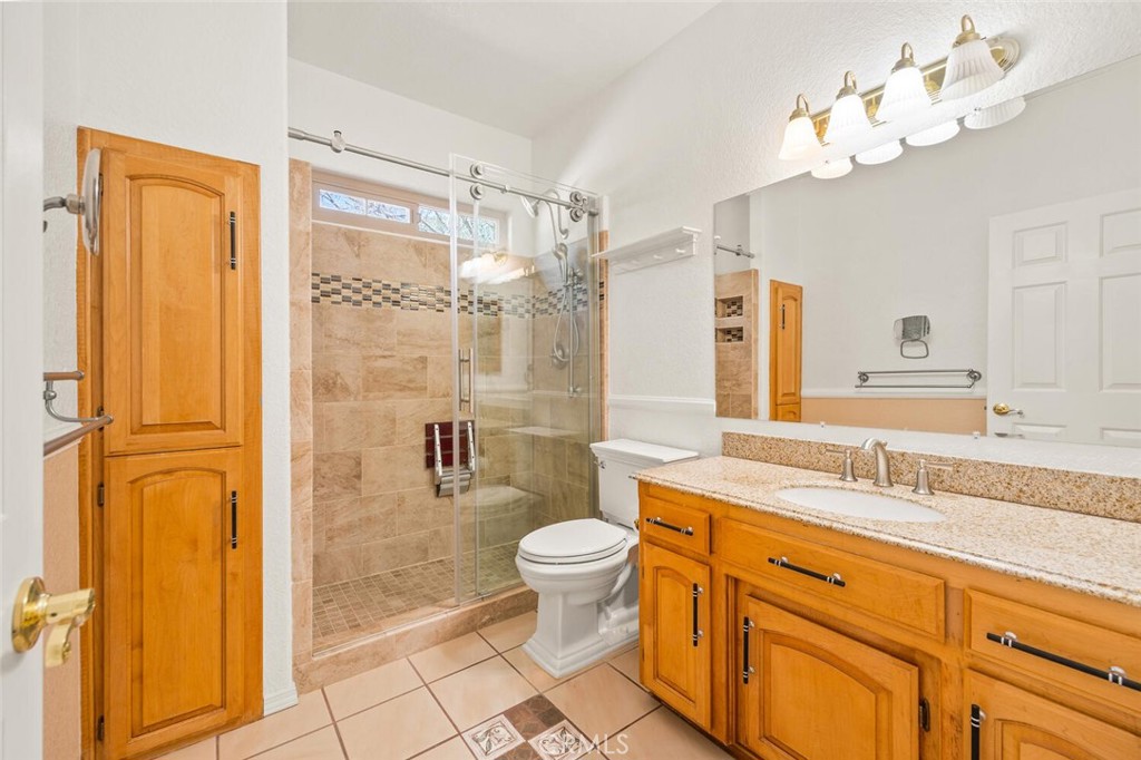 11551 Lonesome Valley