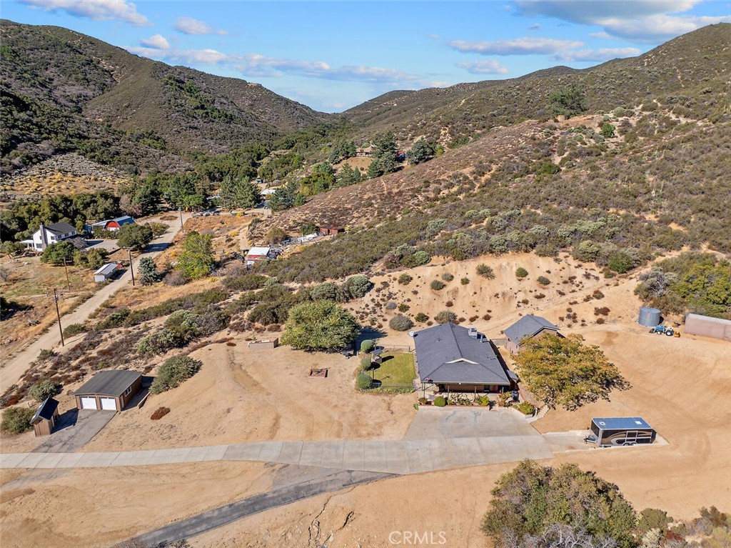 11551 Lonesome Valley