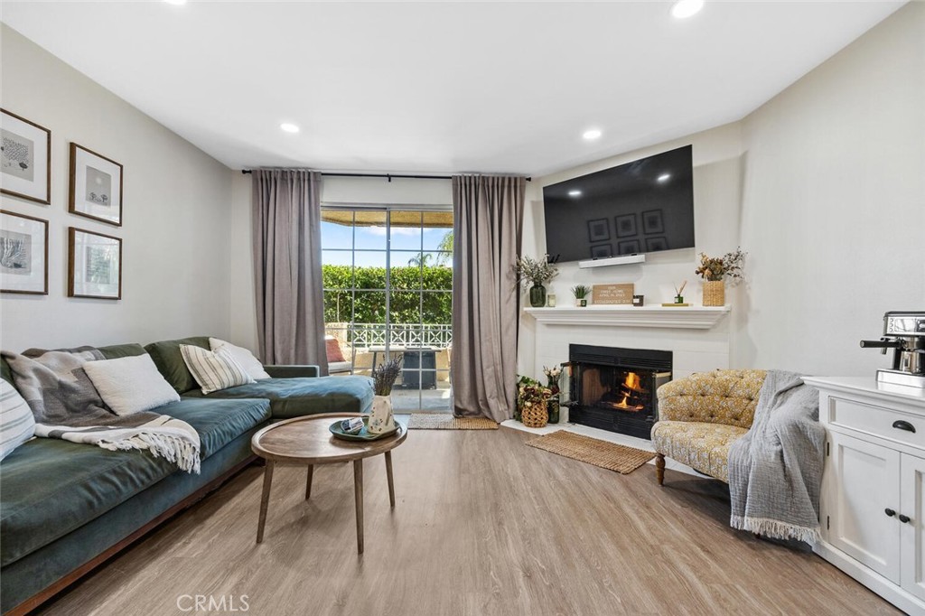 23731 Del Monte Drive 183