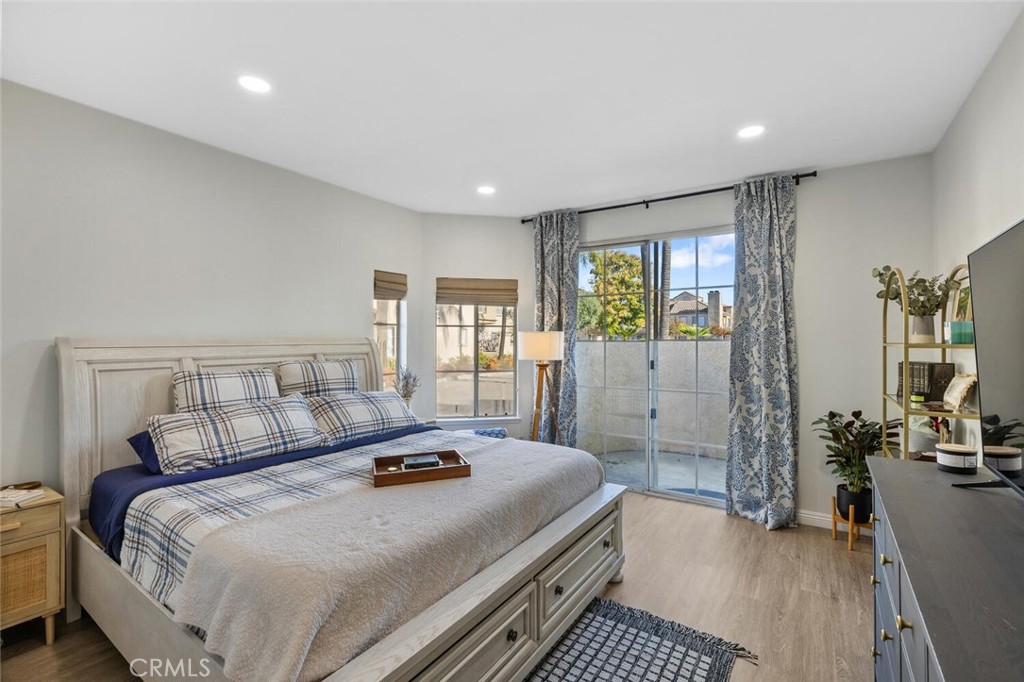 23731 Del Monte Drive 183