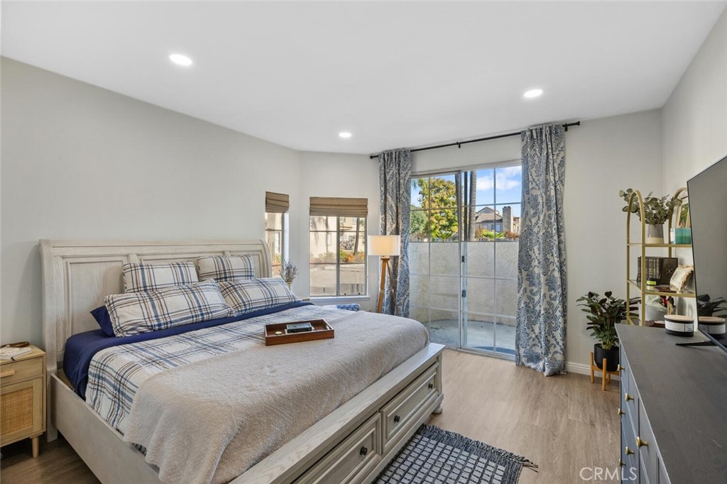 23731 Del Monte Drive 183