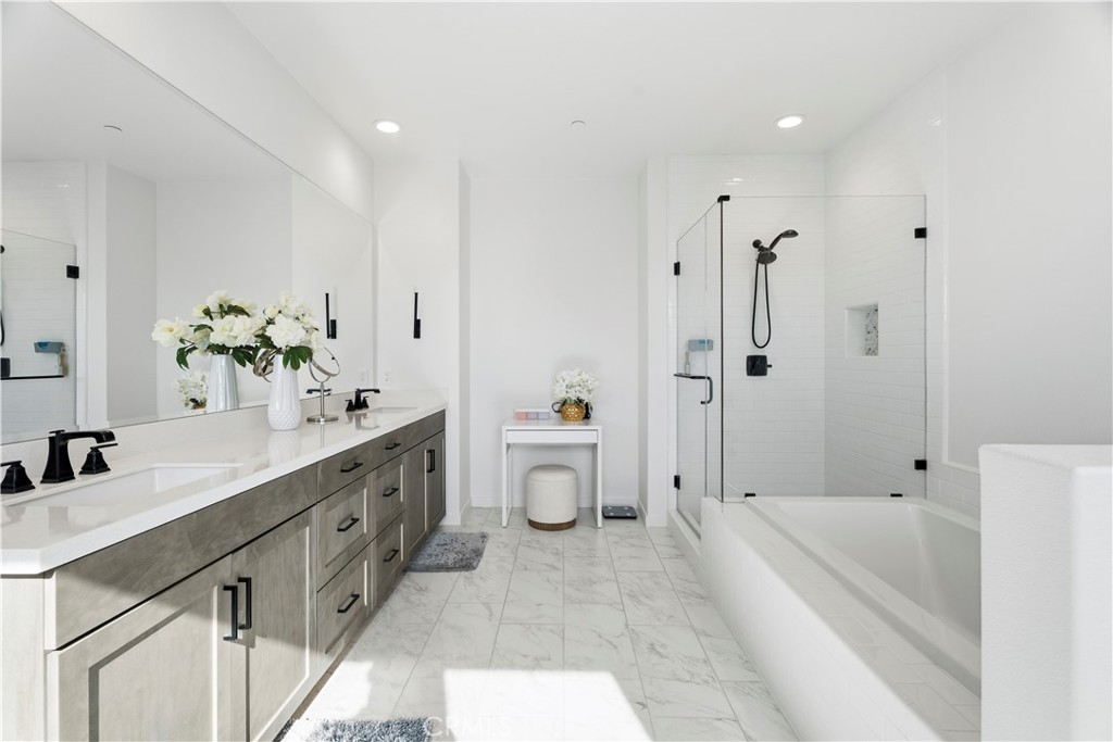 18100 Tableau Way