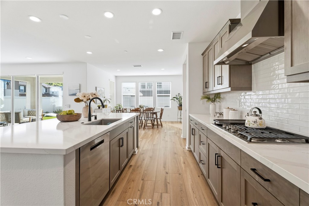 18100 Tableau Way