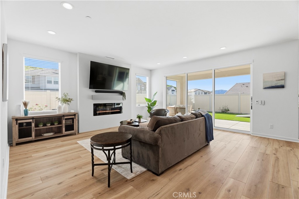 18100 Tableau Way