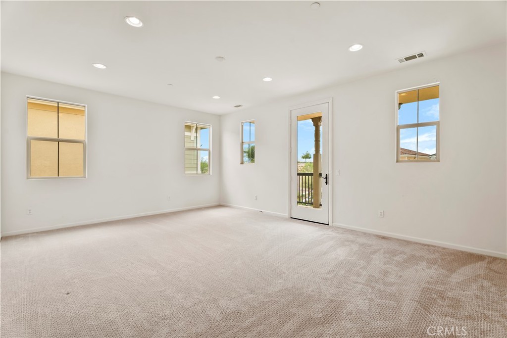 27606 Skylark Lane
