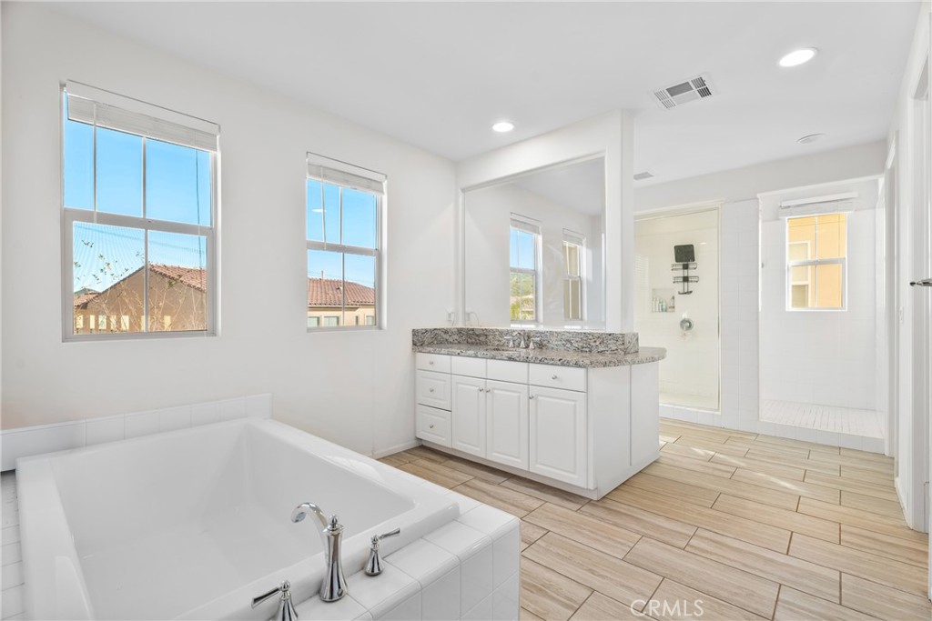 27606 Skylark Lane