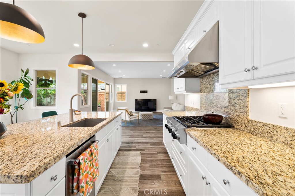27606 Skylark Lane