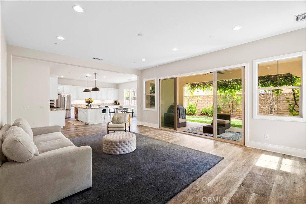 27606 Skylark Lane