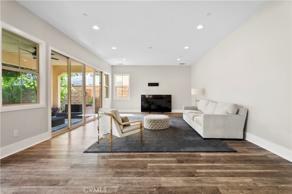 27606 Skylark Lane