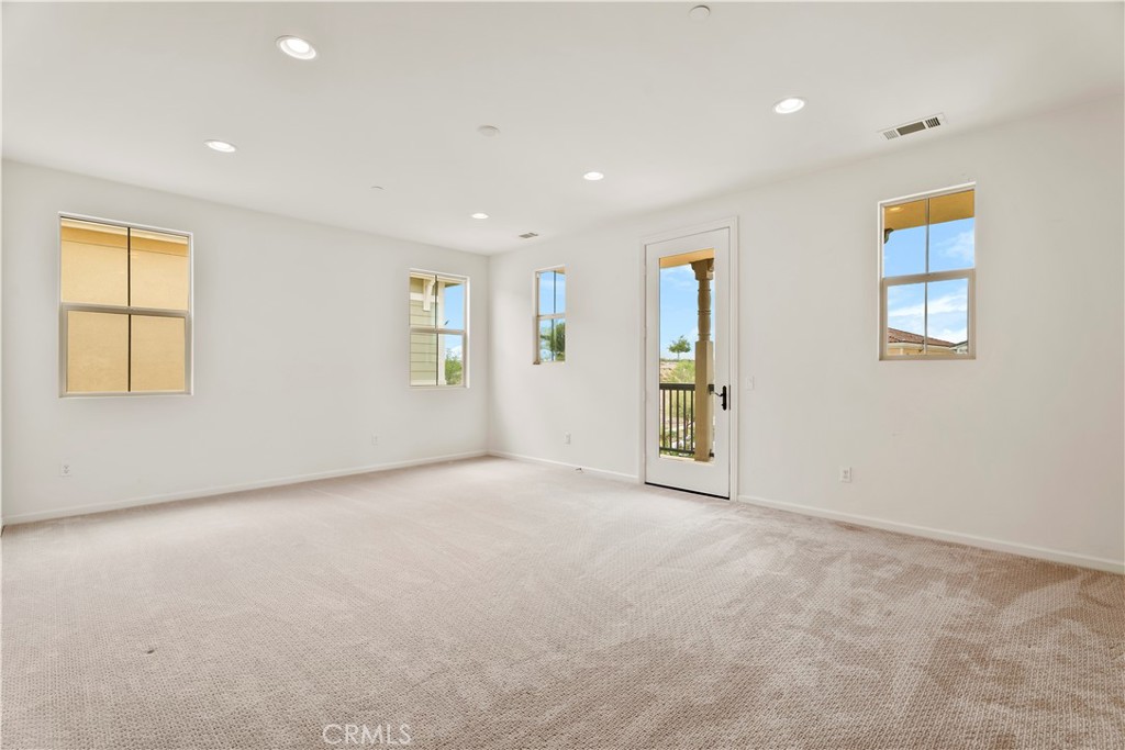27606 Skylark Lane