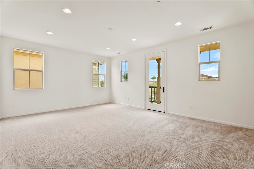 27606 Skylark Lane