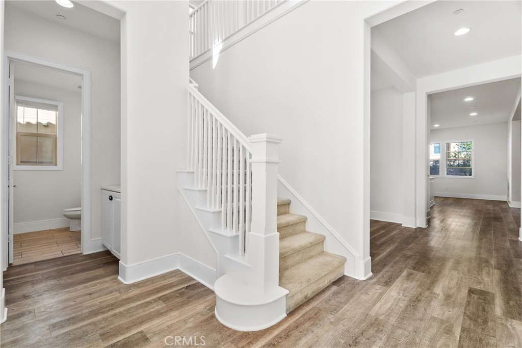 27606 Skylark Lane