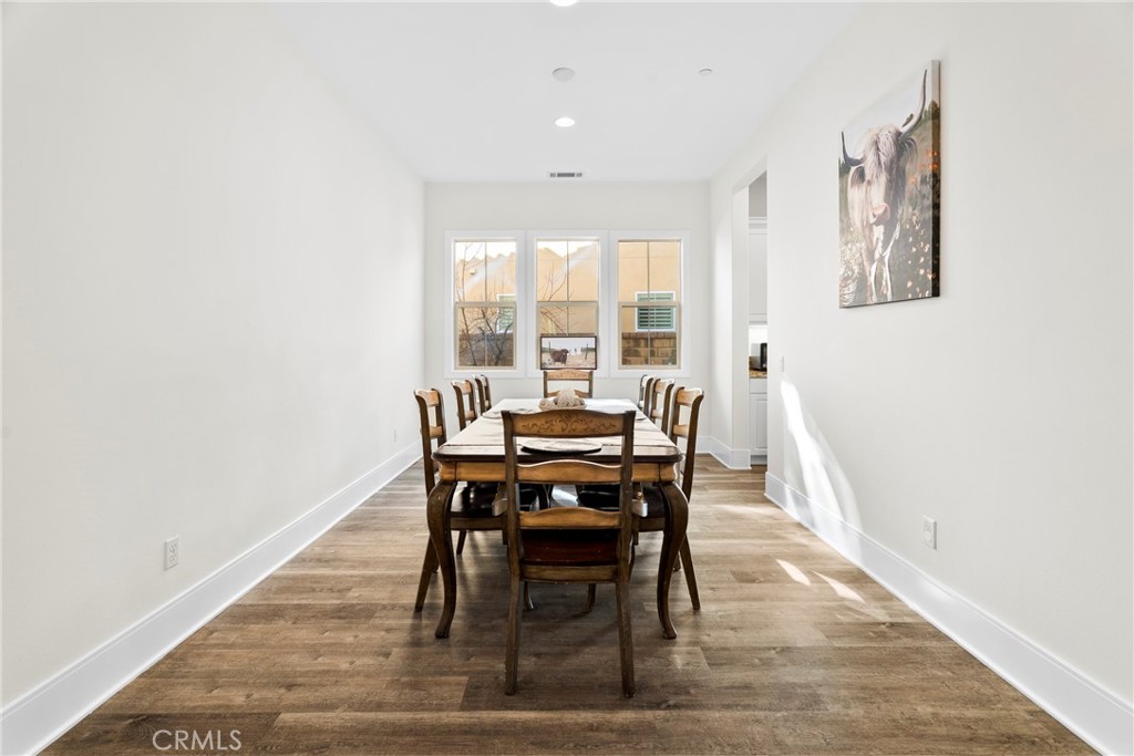 27606 Skylark Lane
