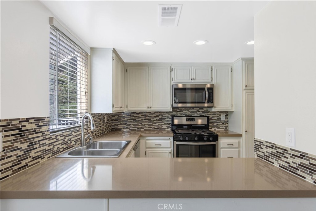 26901 Rainbow Glen Drive 643