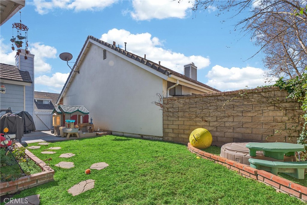 24043 Blacker House Court