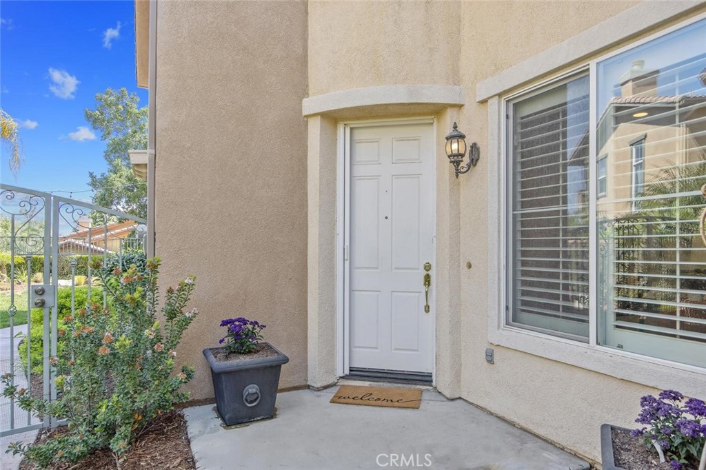 26720 Via Colina