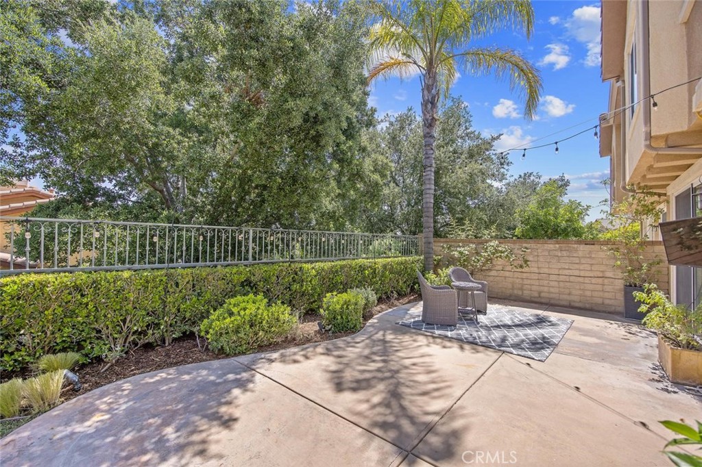 26720 Via Colina