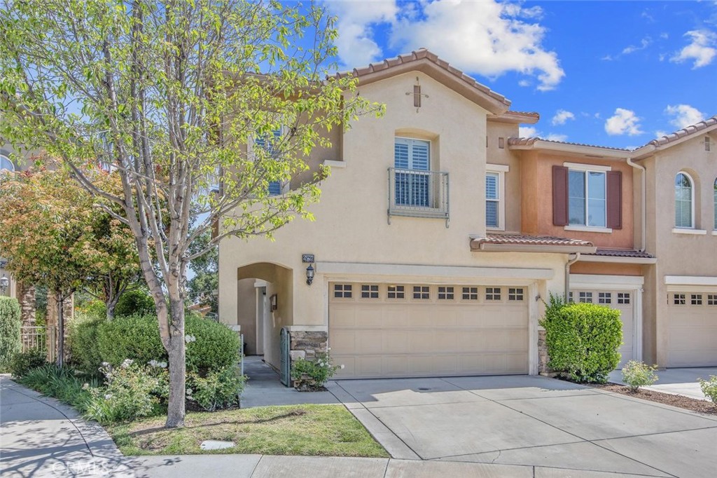 26720 Via Colina