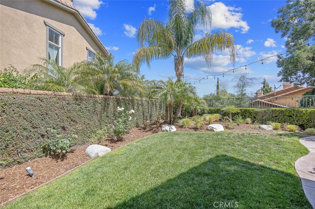 26720 Via Colina