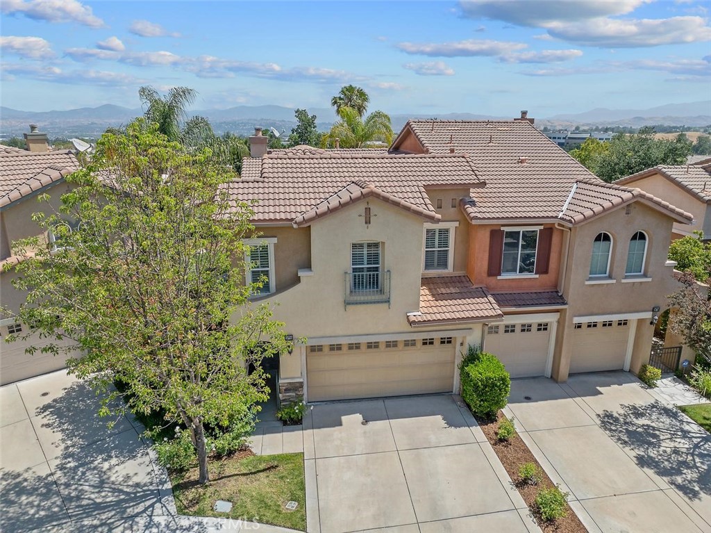26720 Via Colina