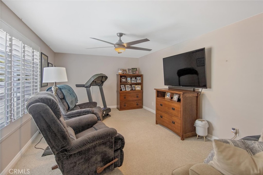 28137 Oaklar