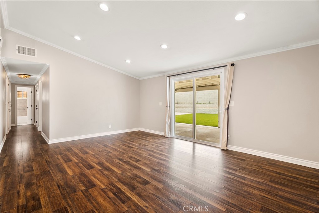 19124 Drycliff Street