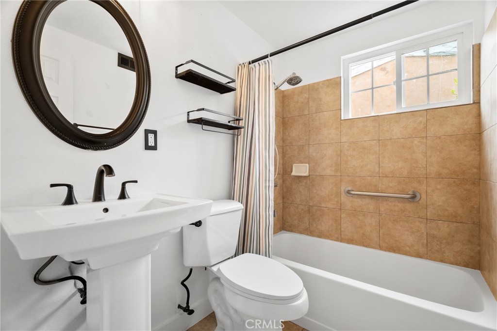 19124 Drycliff Street