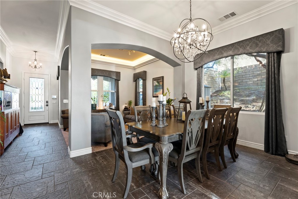 28445 Linda Vista