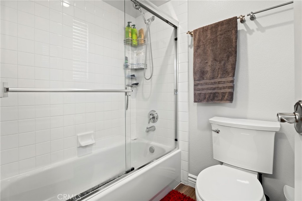 28445 Linda Vista