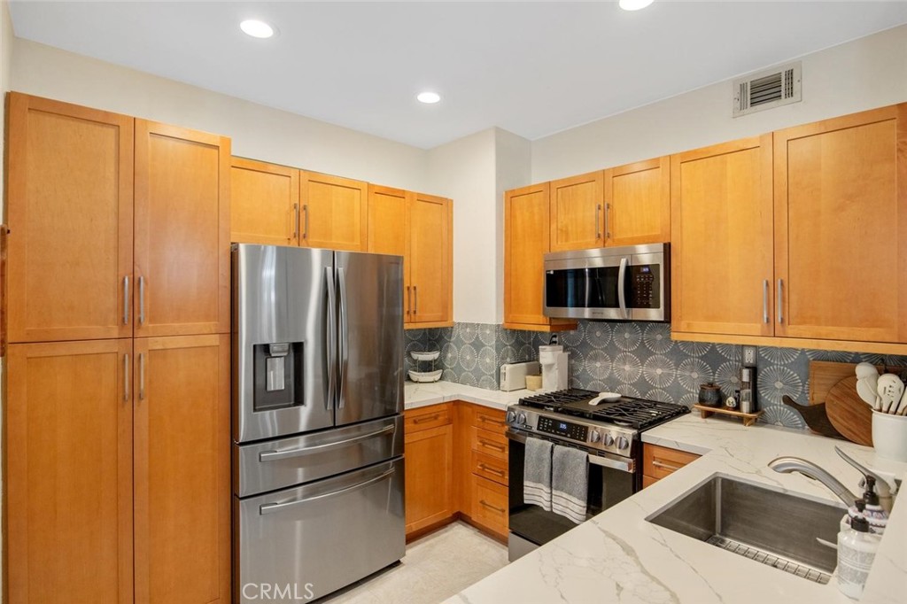 17957 Lost Canyon Road 41