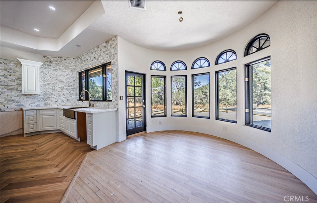 16515 Valley Ranch