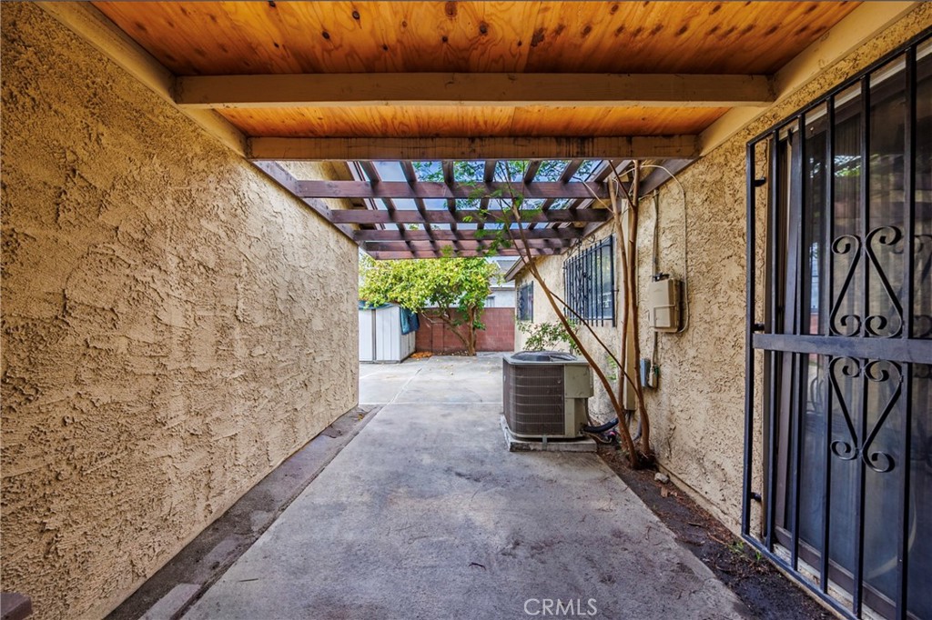 11332 Strathern